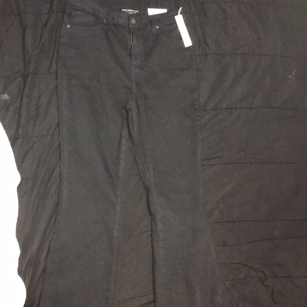 NEW CHICO’S BLK High Rise PANTS